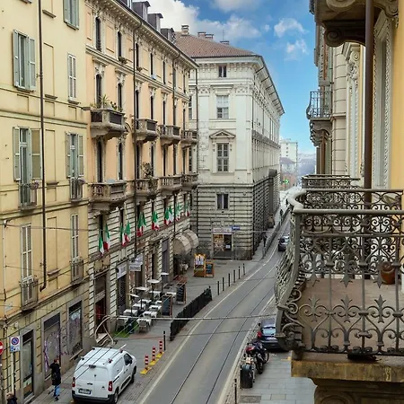 Apple House Al Duomo By Wonderful Italy Turin